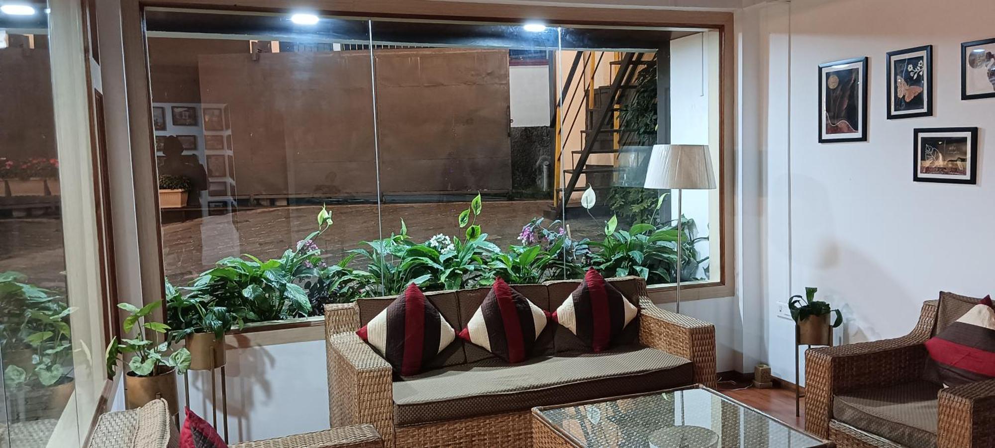 Phibha Villa Σιλόνγκ Εξωτερικό φωτογραφία